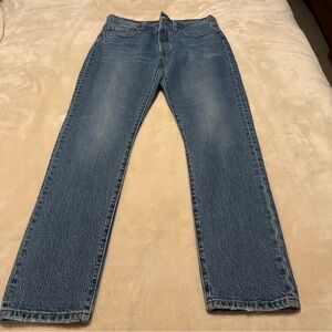 Levi's Women's Skinny Jeans in Medium Blue Wash